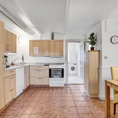 Apartment 1 Bedroom Lovely In V Esbjerg